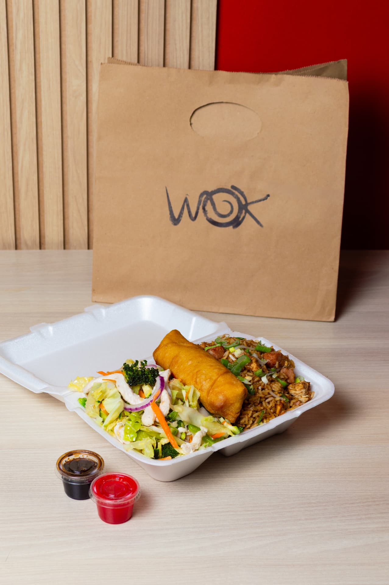 Combo para llevar con bolsa Wok Venezolano